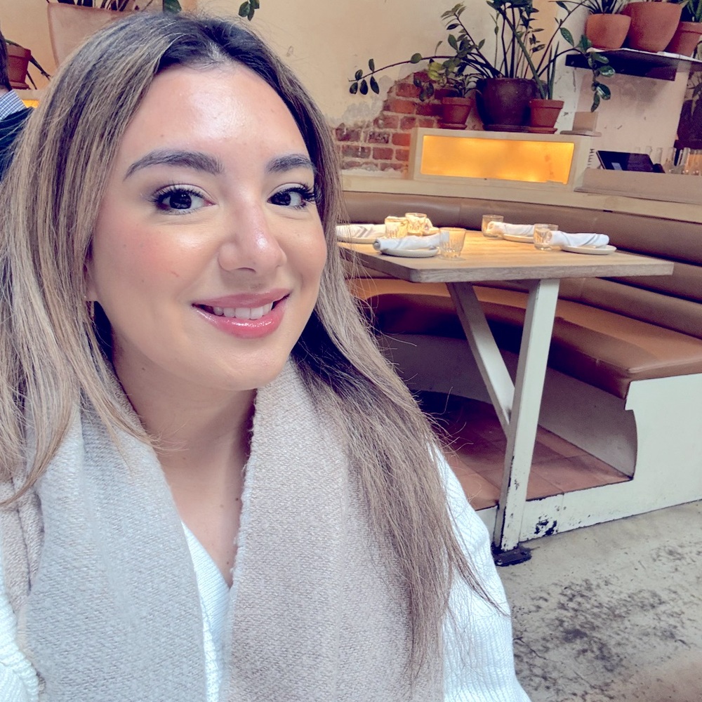 Meet your Posher, Gaby